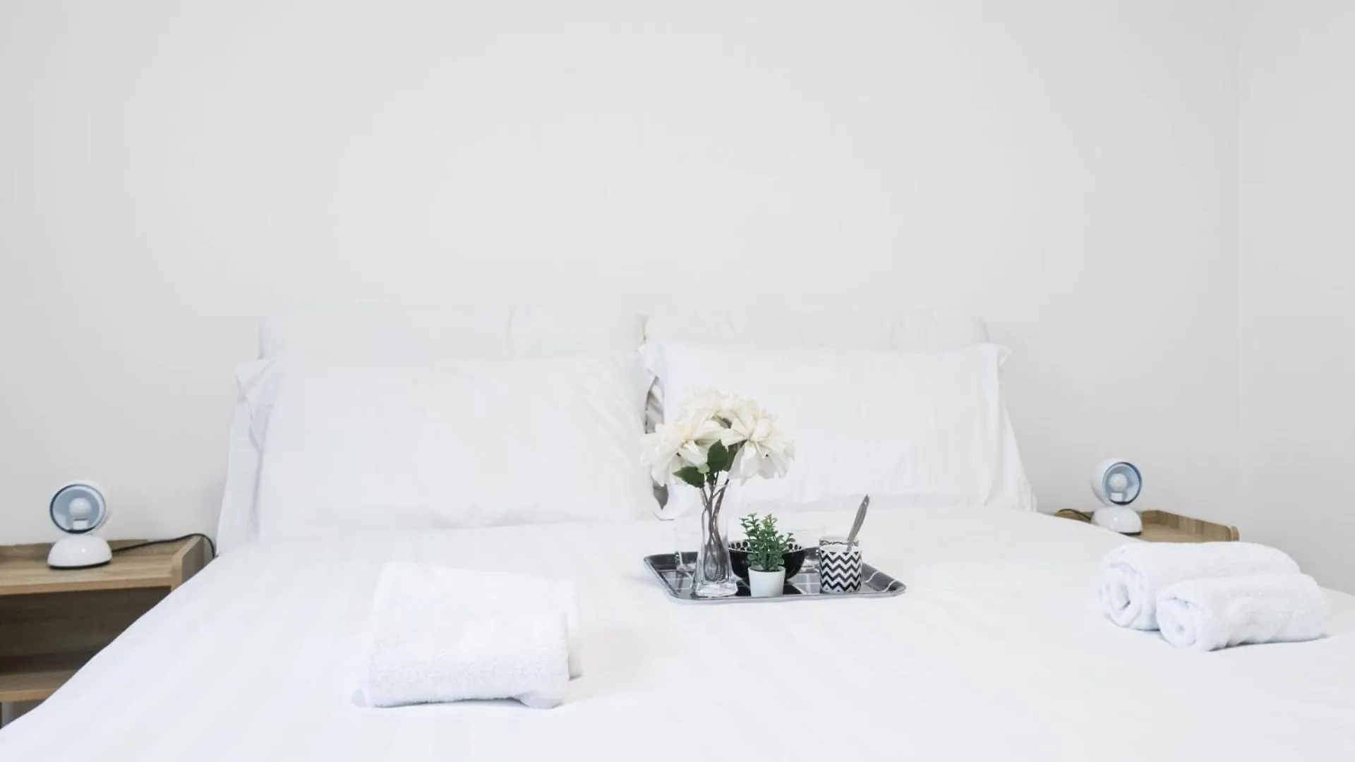 Easylife - Stile Ed Eleganza In Sant'Agostino Apartment Milan