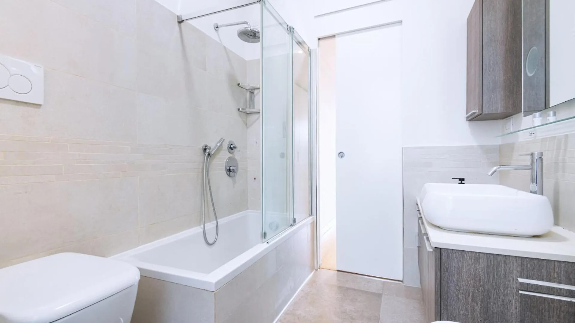 Easylife - Stile Ed Eleganza In Sant'Agostino Apartment Milan