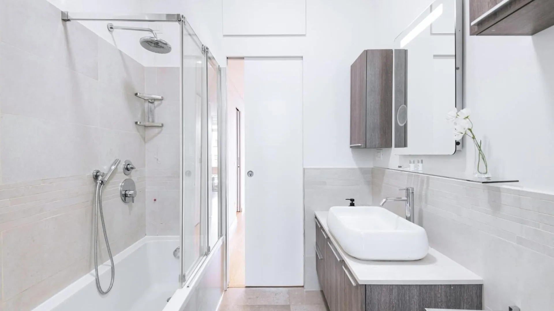 Easylife - Stile Ed Eleganza In Sant'Agostino Apartment Milan