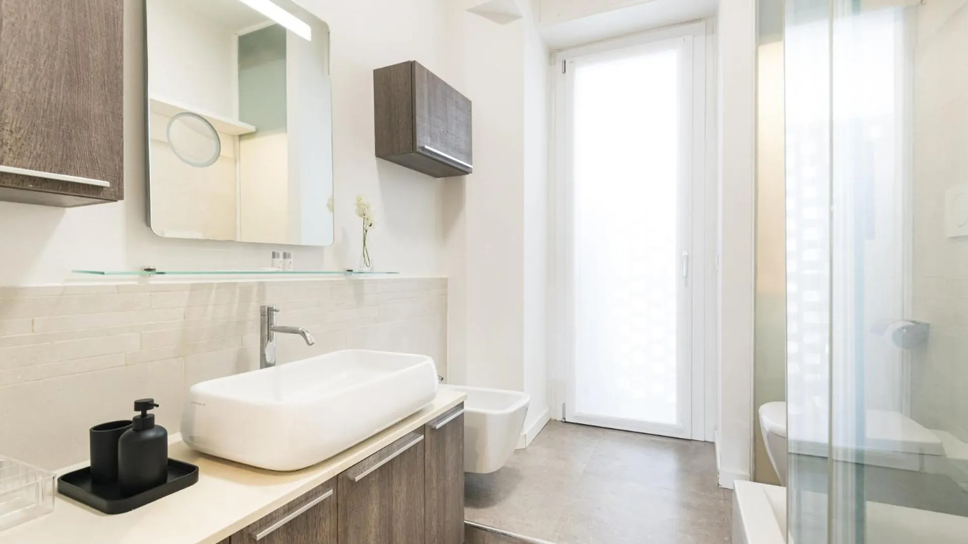 Easylife - Stile Ed Eleganza In Sant'Agostino Apartment Milan