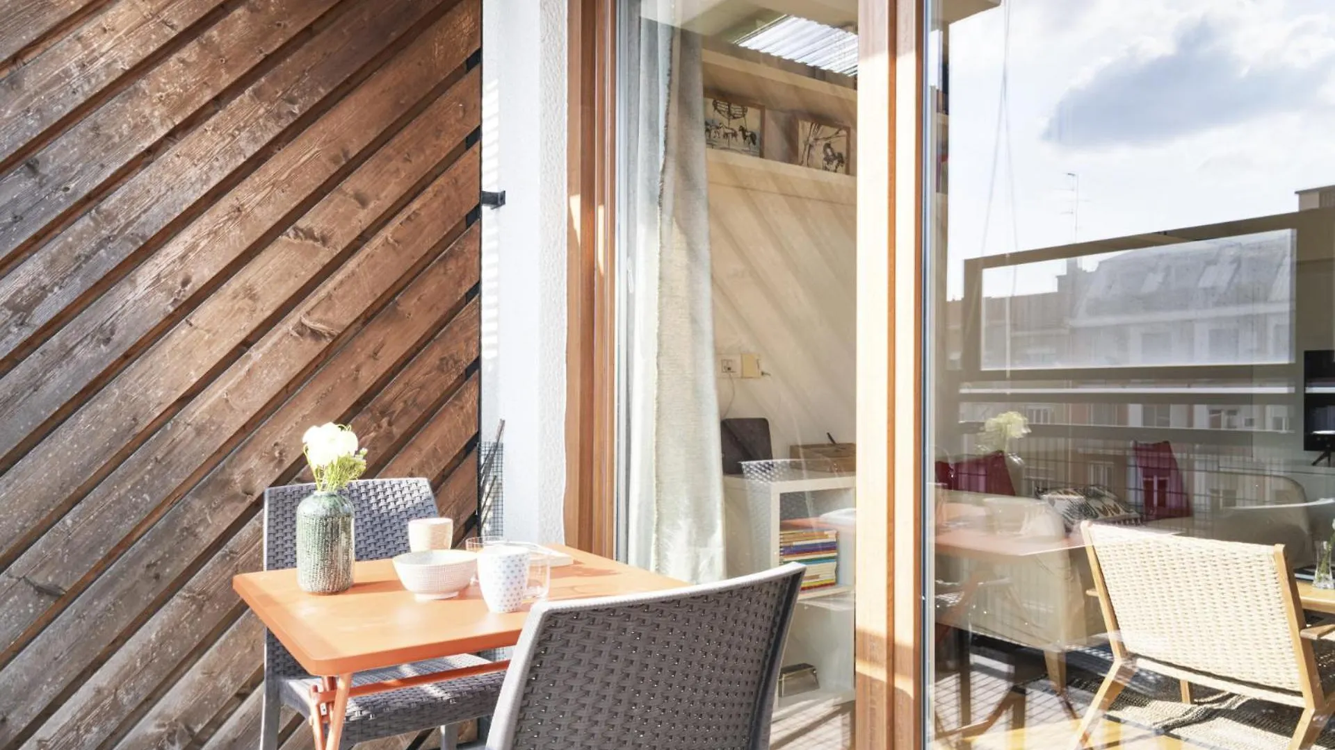 Easylife - Stile Ed Eleganza In Sant'Agostino Apartment Milan Italy